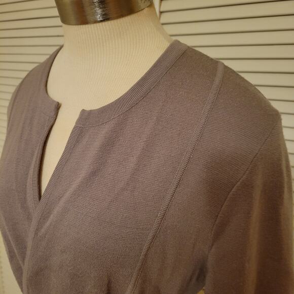 BCBGMaxAzria 100% Merino Wool Belted Wrap Cardigan Sweater Taupe Womens Size L - Picture 3 of 10